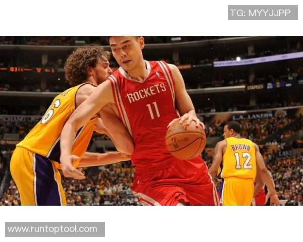 姚明在比赛中展现绝佳实力成功击败zaus引发热议 姚明在比赛中展现绝佳实力成功击败zaus引发热议