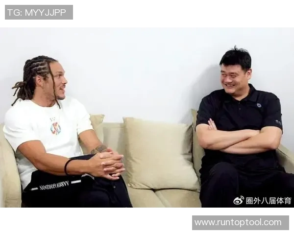 姚明联名鞋引领潮流运动风尚让你在球场与街头都能尽显风采 姚明联名鞋引领潮流运动风尚让你在球场与街头都能尽显风采