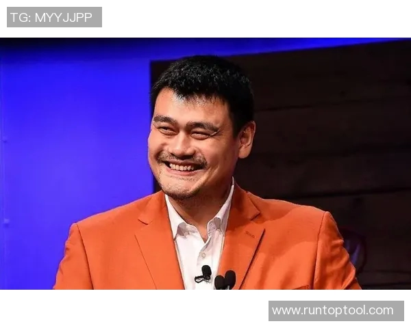 姚明夸张画像引发热议网友纷纷点赞与调侃的趣味互动