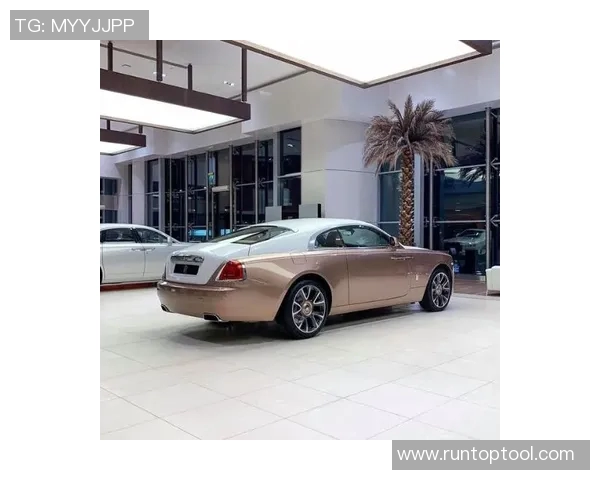 足球明星休闲衬衫时尚搭配指南展现个性与魅力的完美选择