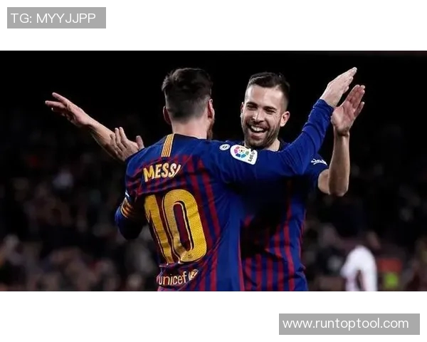 足球明星的辉煌成就与传奇故事简要回顾